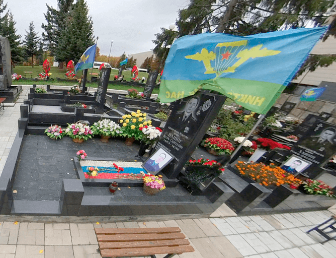 Воинские захоронения на Николо-Архангельском кладбище